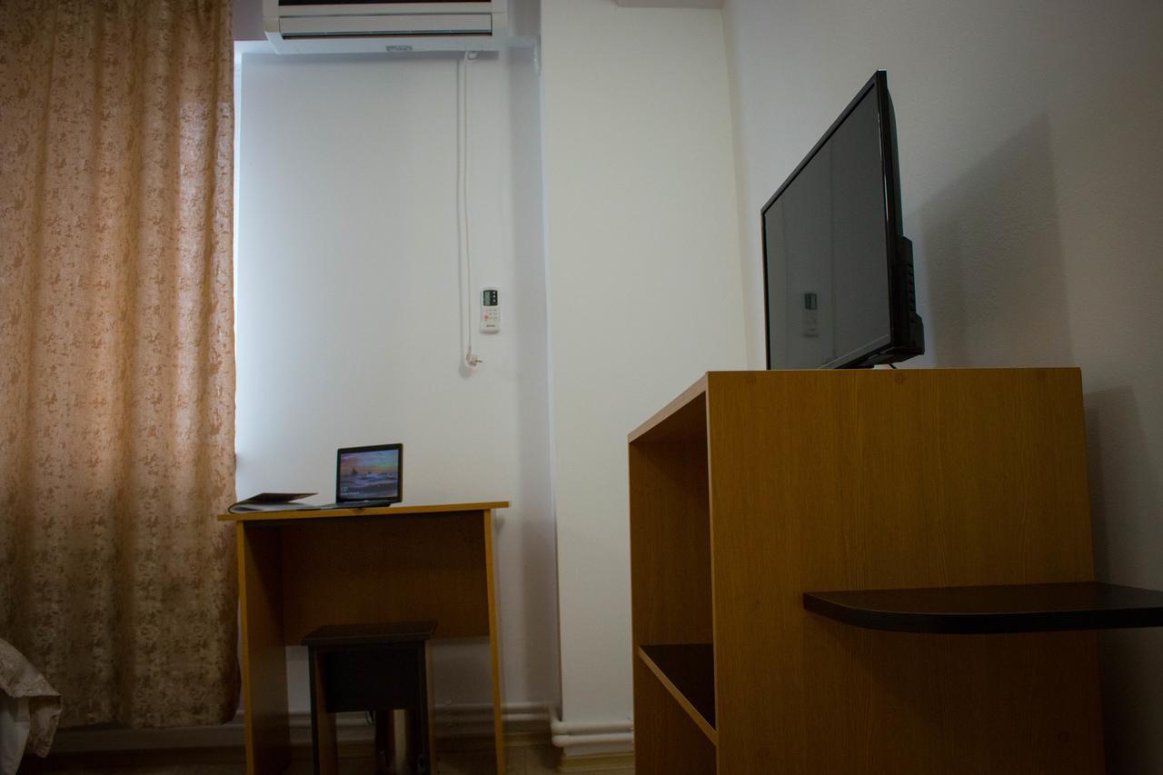 Rent Room N&S Iasi Exterior photo